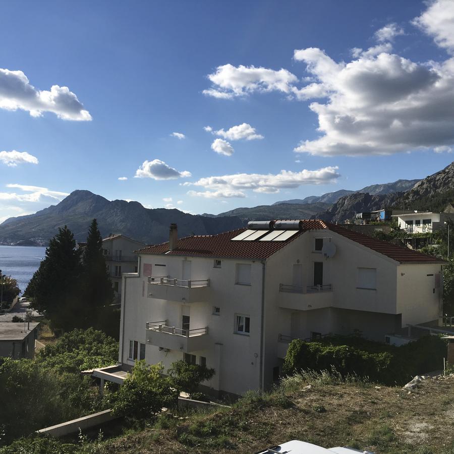 Apartments Perdijic Nemira Омиш Экстерьер фото